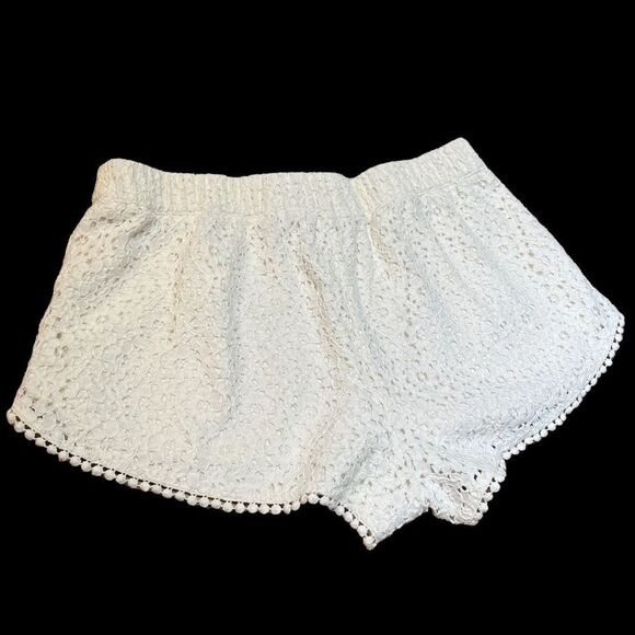 Forever 21 White Lace Micro Shorts size Large - Picture 2 of 4